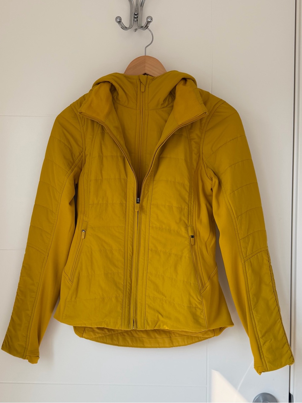 Lululemon Another Mile Jacket - Size 4 - Honeycomb - Picture 8 of 15
